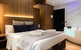 DAOS Suites&Terrace Marbella